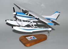 Cessna 172 Skyhawk Float Sea Plane Private Desk Display 1/24 Model SC Airplane picture