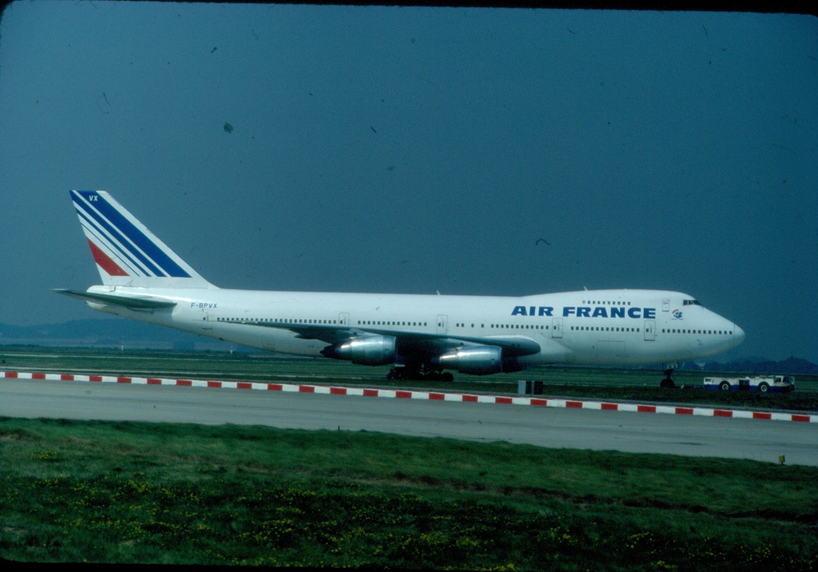 N524 F-BPVX AIR FRANCE B747-228B ORIGINAL KODAK SLIDE N524 F-BPVX AIR FRANCE B747-228B ORIGINAL KODAK SLIDE