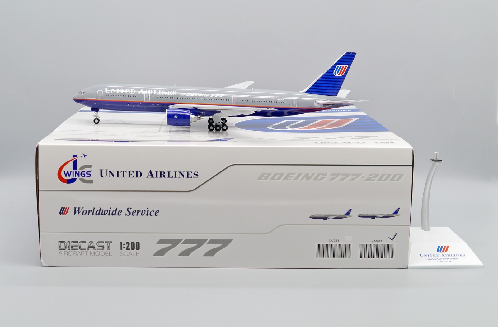 United Airlines B777-200 \