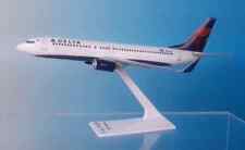 Flight Miniatures Delta Airlines Boeing 737-800 1/200 Scale Model picture
