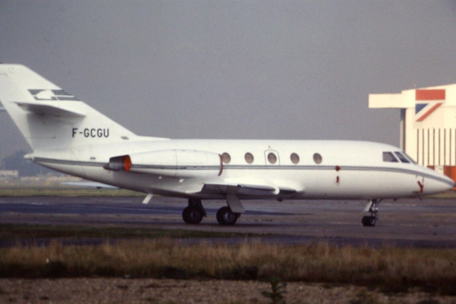 1979 Original 35mm colour slide of Gulf Management Falcon 20C F-GCGU at LHR