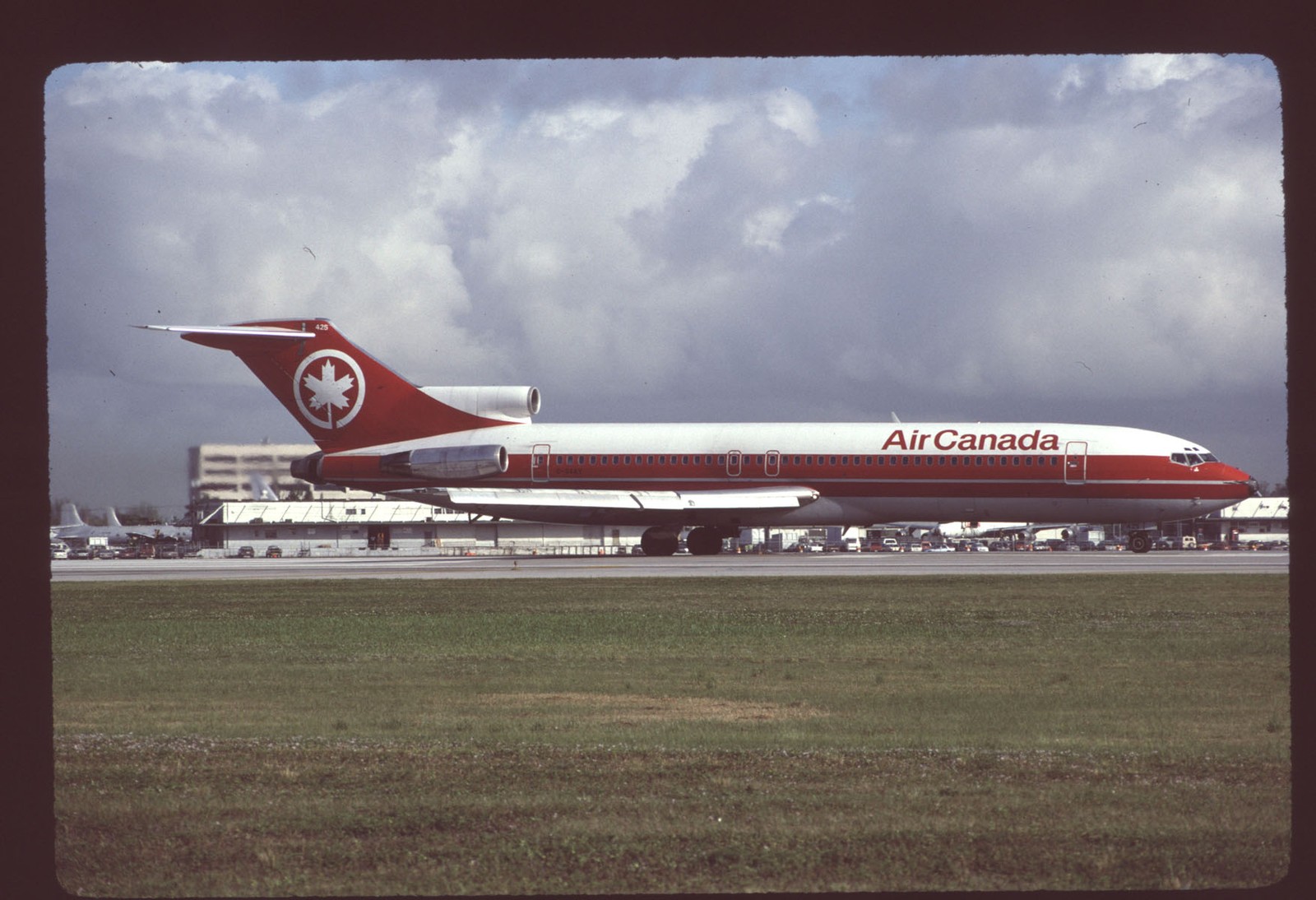 Orig 35mm airline slide Air Canada 727-233 C-GAAY Orig 35mm airline slide Air Canada 727-233 C-GAAY
