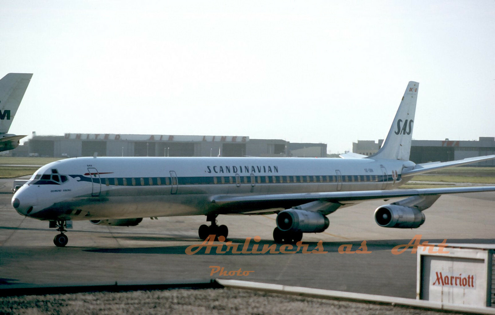 SAS Douglas DC-8-63 SE-DBK at ORD in April 1975  8