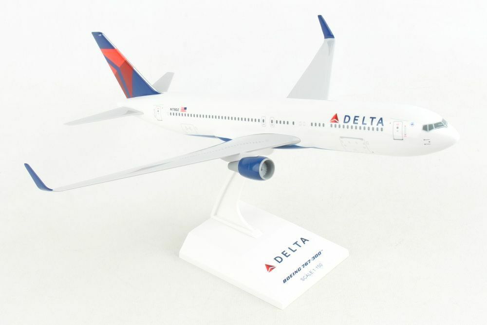 Skymarks Delta Airlines 767-300 1/150 Scale Plane with Stand N178DZ SKR330