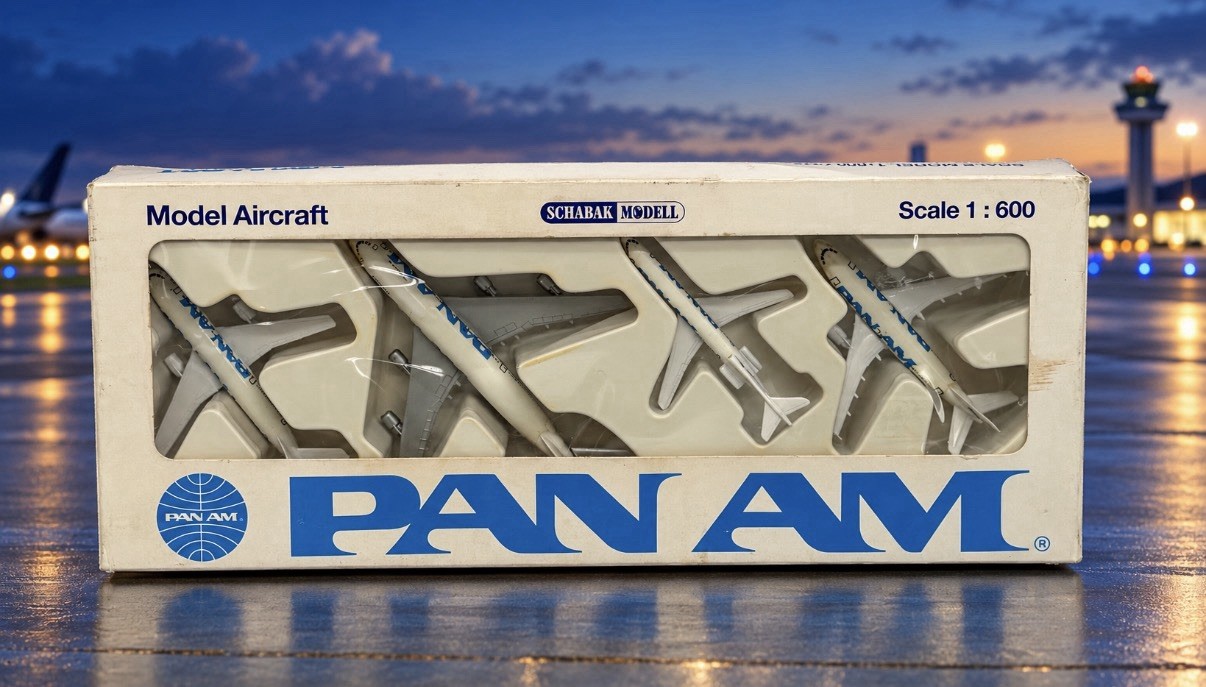 Schabak Pan Am Vintage Aircraft Models 1:600 Scale A300, A310, 727, 747 Set of 4 Schabak Pan Am Vintage Aircraft Models 1:600 Scale A300, A310, 727, 747 Set of 4
