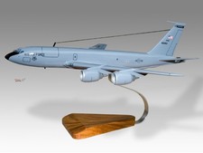 Boeing KC-135R Stratotanker USAF Ver.2 Mahogany Wood Handmade Desk AirplaneModel picture
