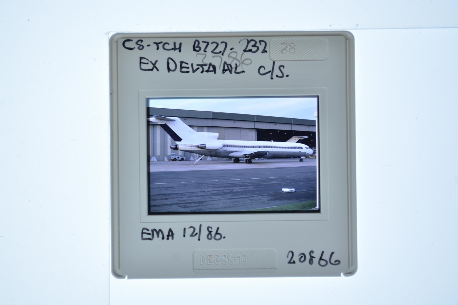 Boeing 727-232 Aircraft CS-Tch Ex Delta Airlines Ema 1986 Photo 35mm Slide