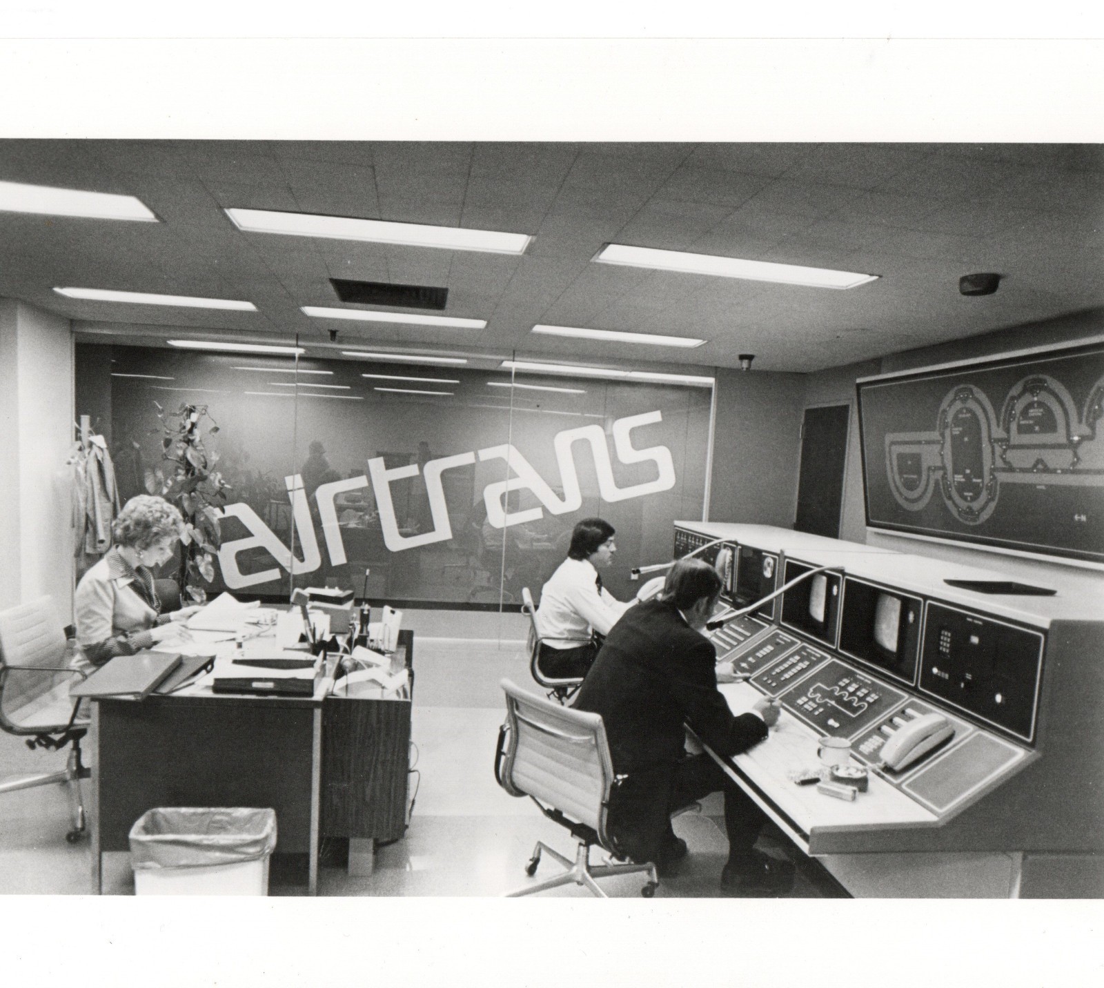 Opening DFW Airport 1973 Photo Airtrans Control Center 8\ Opening DFW Airport 1973 Photo Airtrans Control Center 8\