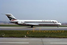 Delta Airlines Douglas DC-9-32 N1267L at ATL August 1984 8