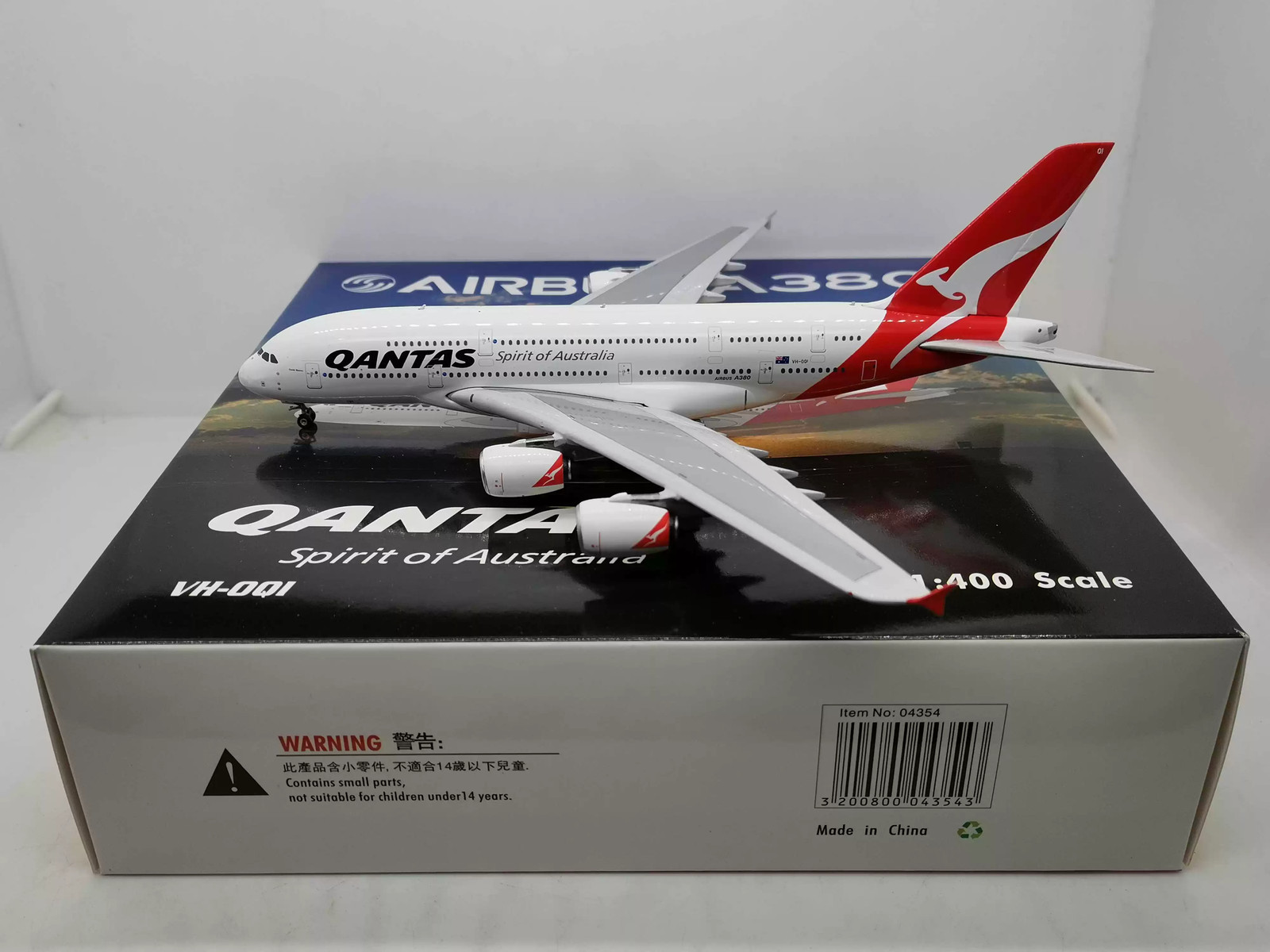 Phoenix 1:400 Qantas Airways Airbus A380 Airlines VH-OQI Diecast Aircraft Model Phoenix 1:400 Qantas Airways Airbus A380 Airlines VH-OQI Diecast Aircraft Model