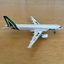 GeminiJets Alitalia Airbus A320 1:400 Scale Diecast Model Aircraft picture