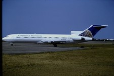 RB49_N86426_CONTINENTAL MICRONESIA AIRLINES_B727-227 - ORIGINAL KODAK SLIDE picture