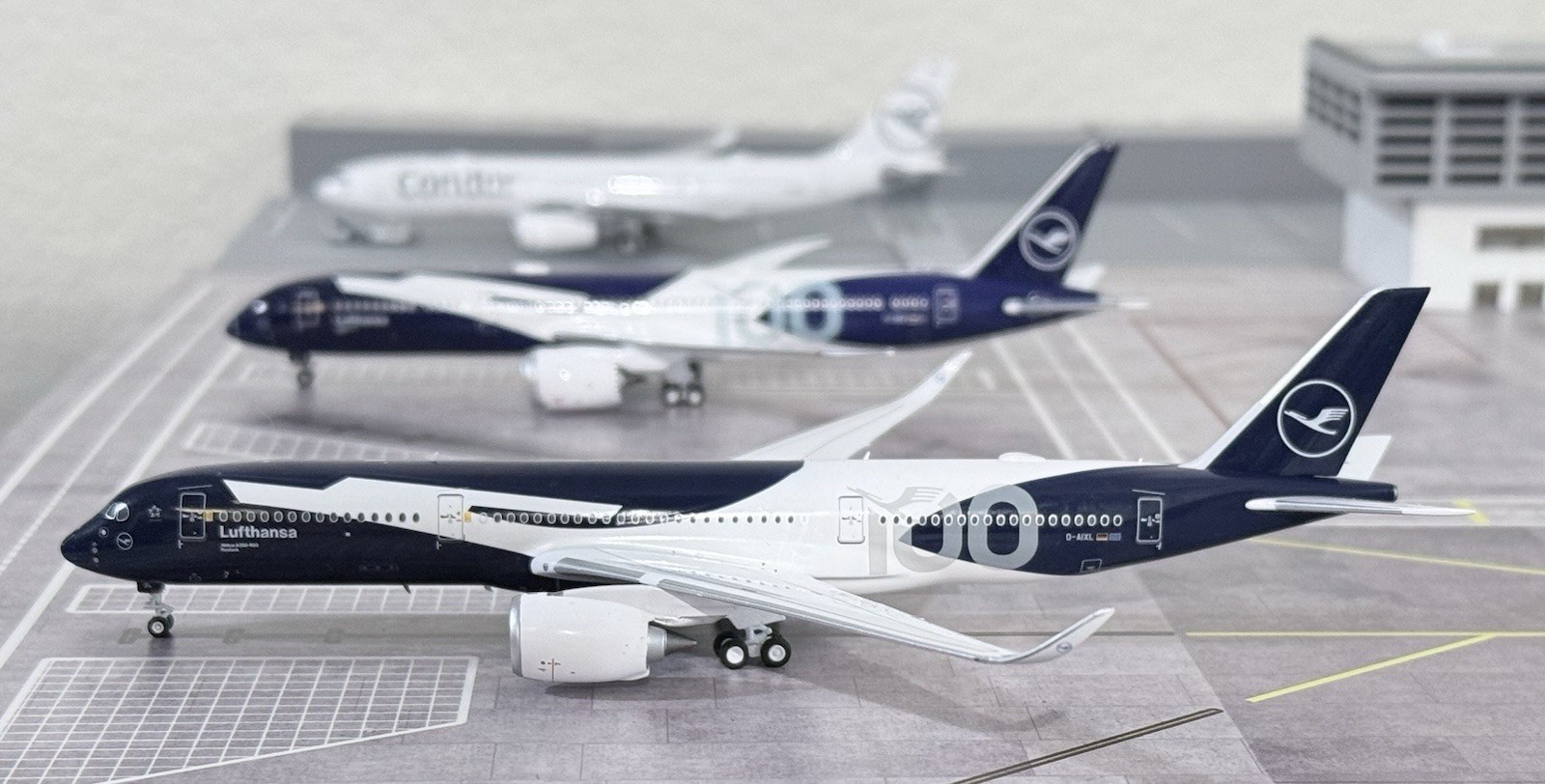 Lufthansa A350-900 D-AIXL Lufthansa A350-900 D-AIXL