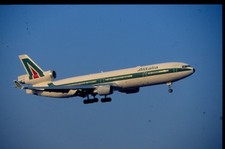 Q-549 I-DUPB ALITALIA MD-11 ORIGINAL FUJI SLIDE picture