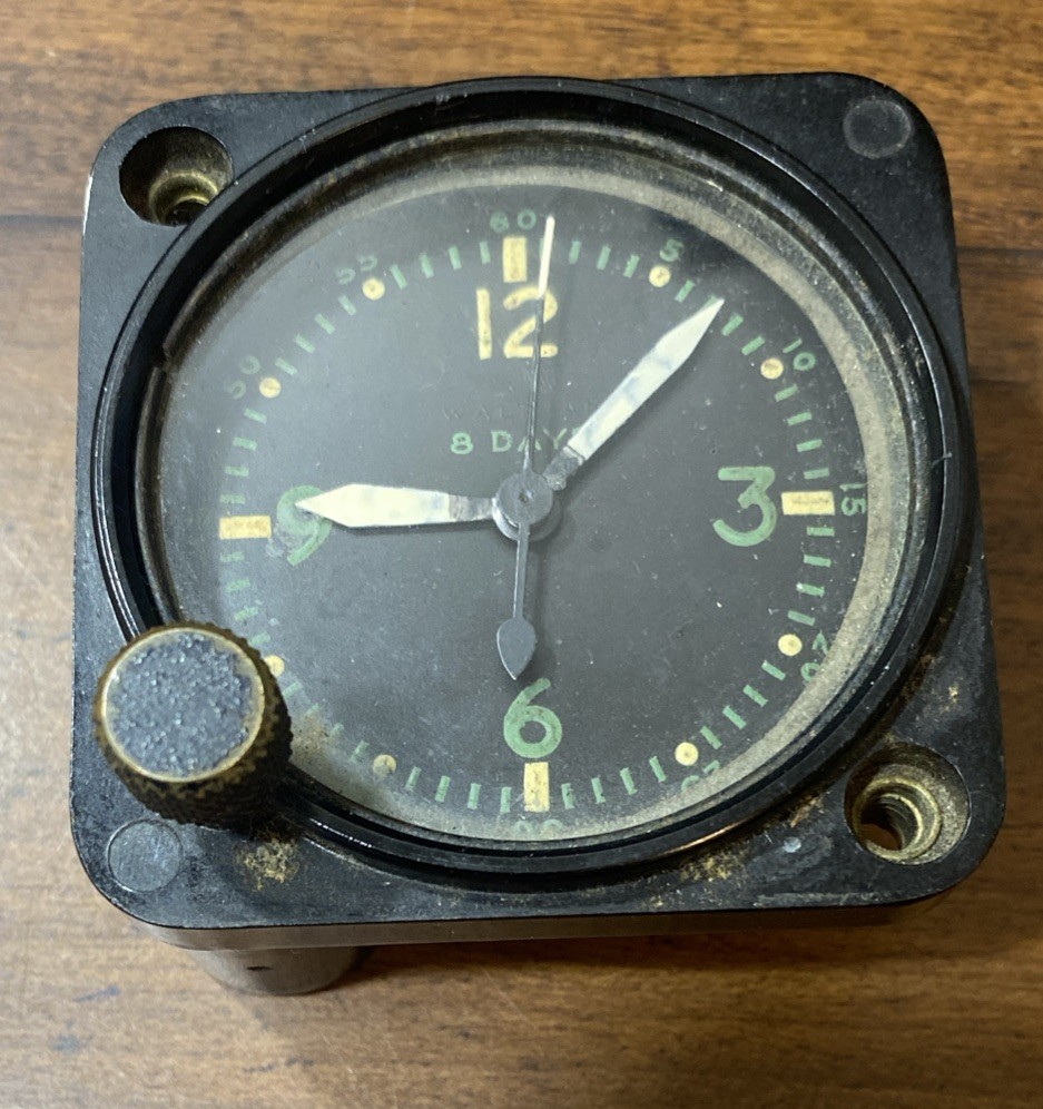 WWII Waltham 8-Day Aircraft Cockpit Clock 1944 Type A-11 WWII Waltham 8-Day Aircraft Cockpit Clock 1944 Type A-11