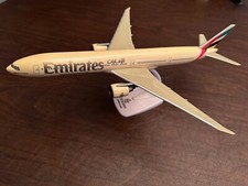 EMIRATES Boeing 777-300ER Model Aircraft - scale 1:200 picture