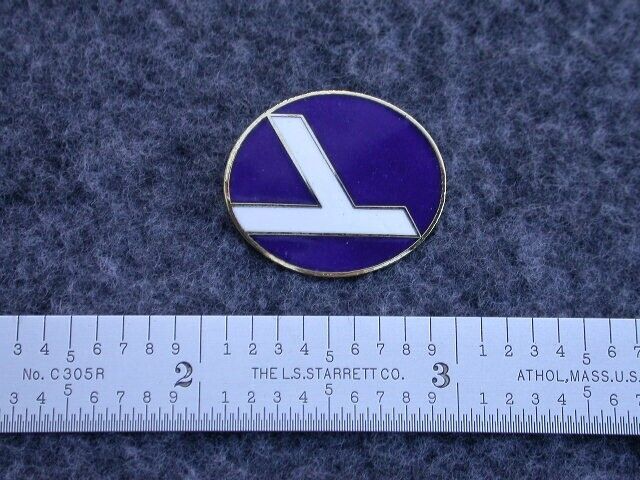 EASTERN AIRLINES 70'S LOGO PIN.