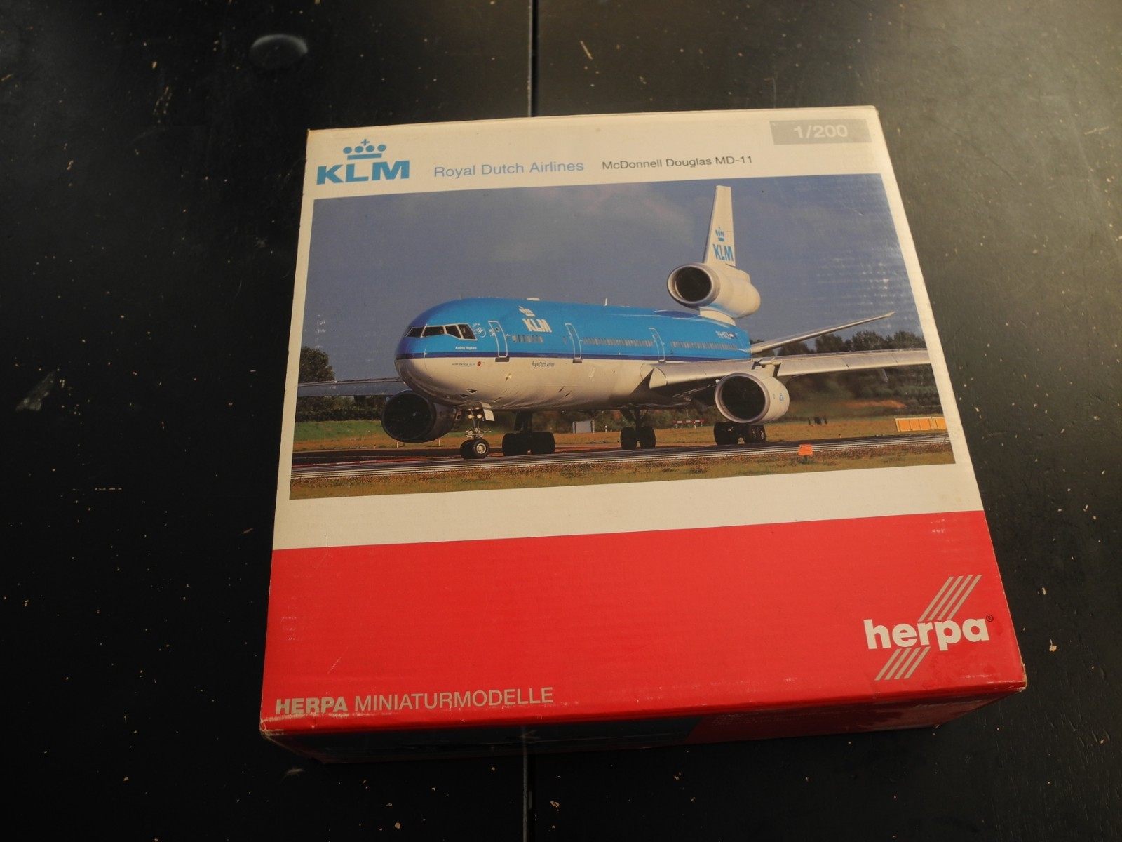 SALE RARE HERPA McDonnell Douglas MD-11 KLM, 1:200, Ultra RARE, 