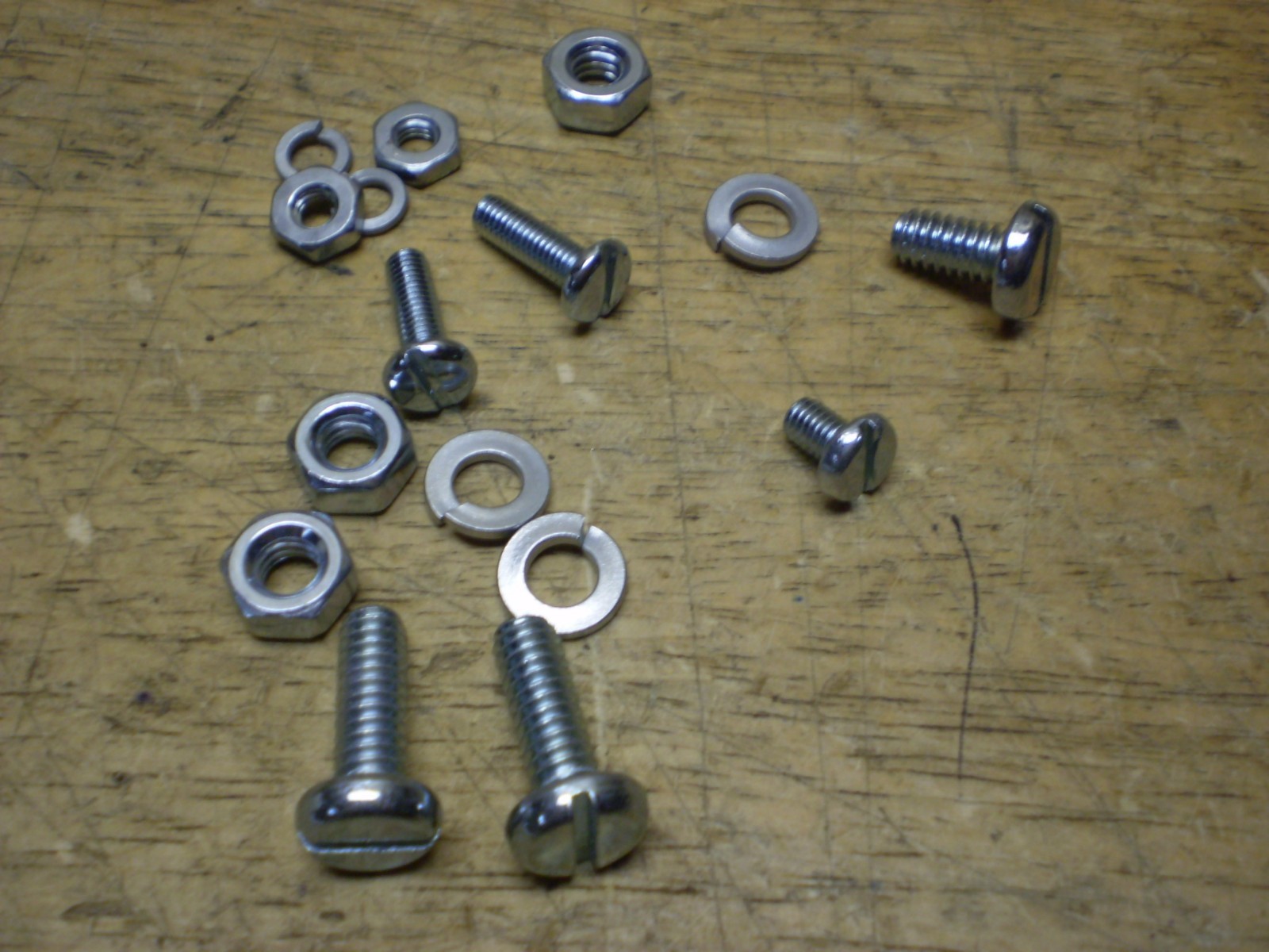 Schwinn Bicycle Frame Hardware Fender, Rack & Chainguard Bolt Kit Phantom &&