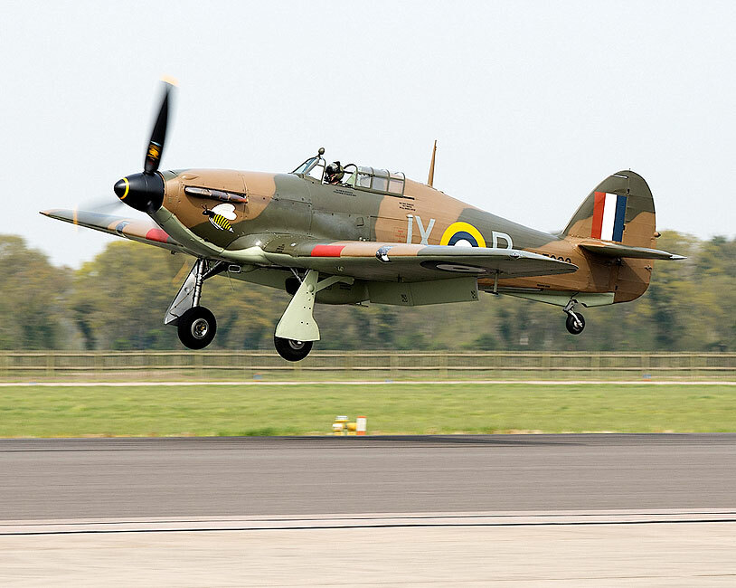 RAF BATTLE OF BRITAIN MEMORIAL FLIGHT HURRICANE 8x10 GLOSSY PHOTO PRINT