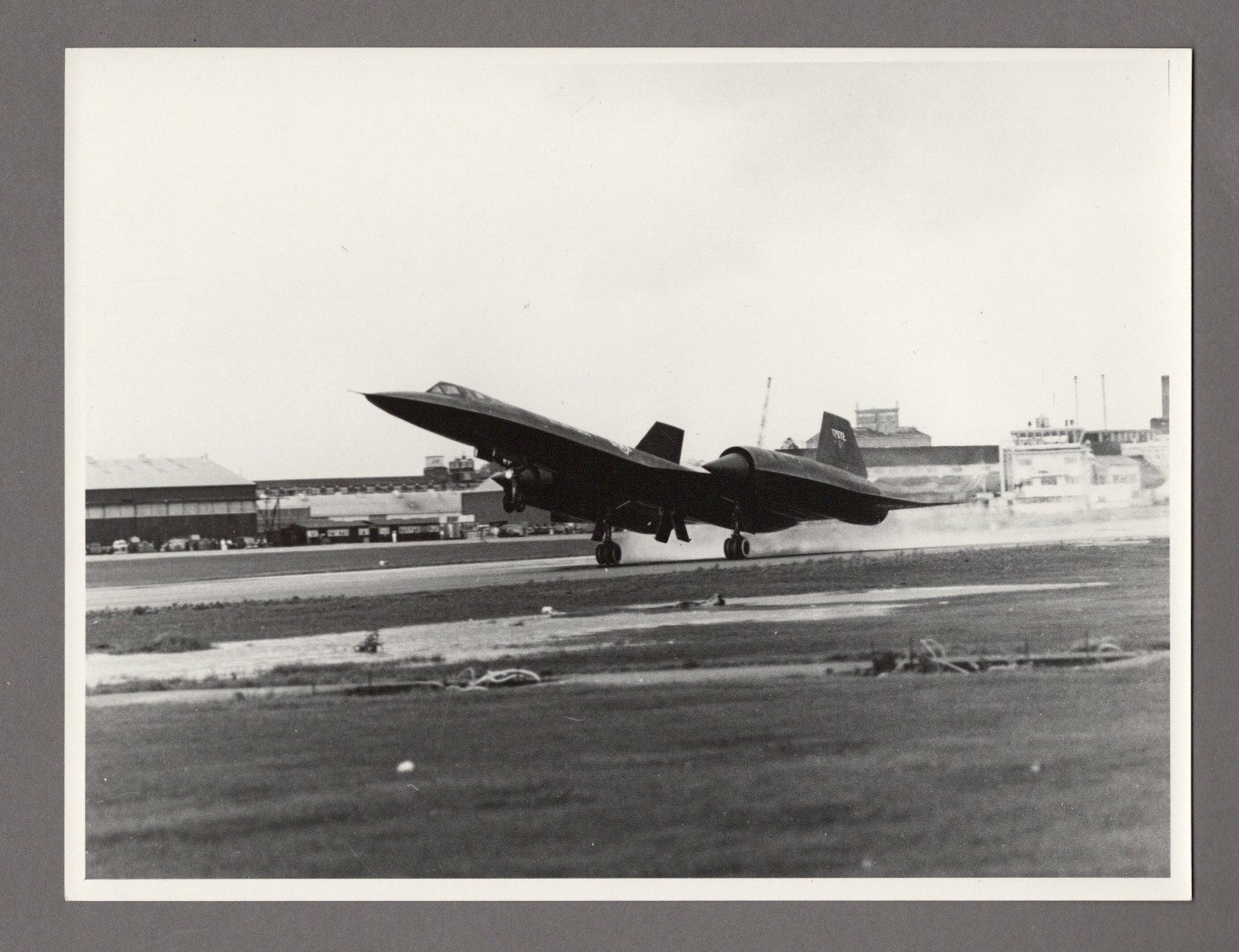 LOCKHEED SR-71 BLACKBIRD LARGE VINTAGE ORIGINAL MOD PHOTO US AIR FORCE 3