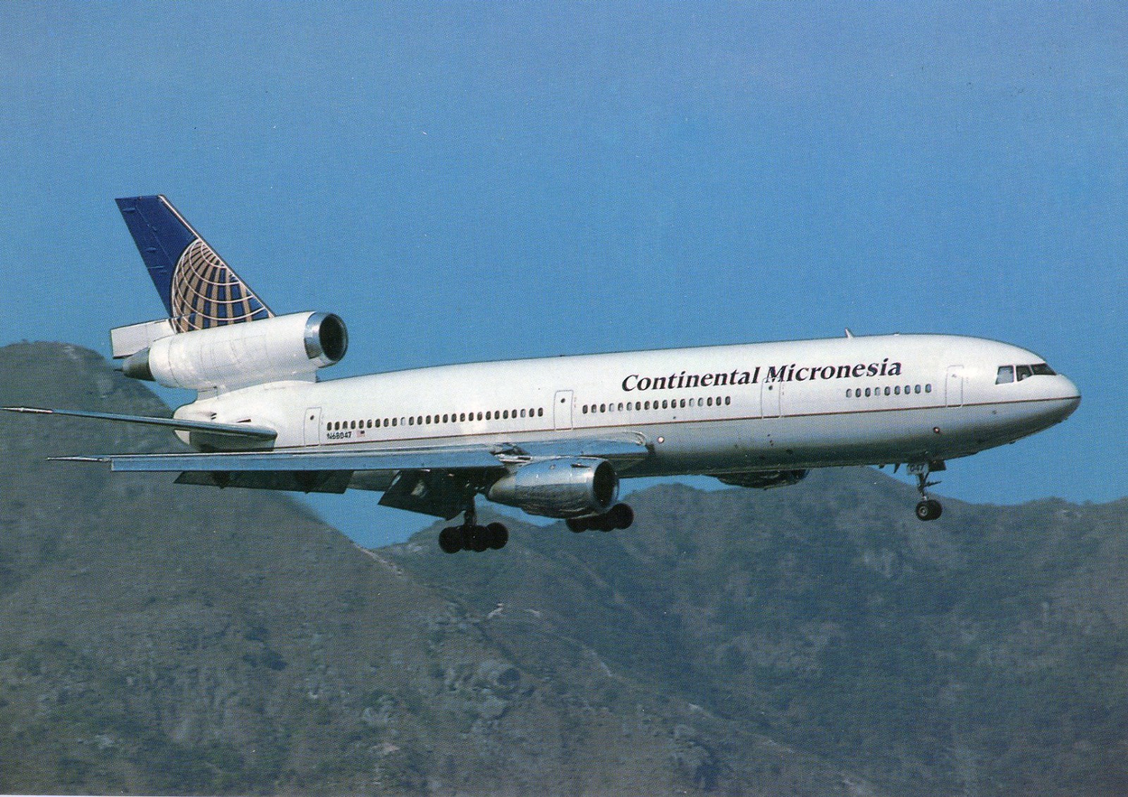 CONTINENTAL   MICRONESIA  DC-10-10  AIRLINES    AIRPORT /  AIRCRAFT   (N60847)