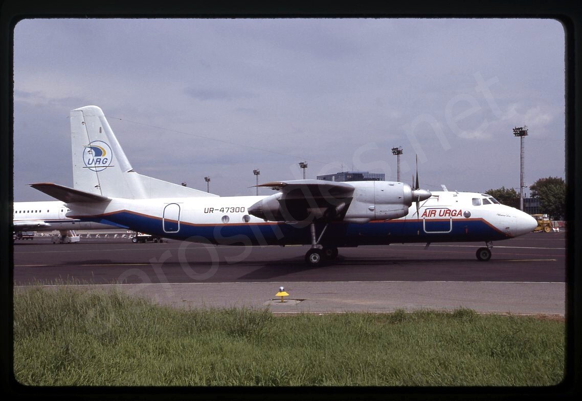Air Urga Antonov An-24RV UR-47300 Jul 95 Kodachrome Slide/Dia B7