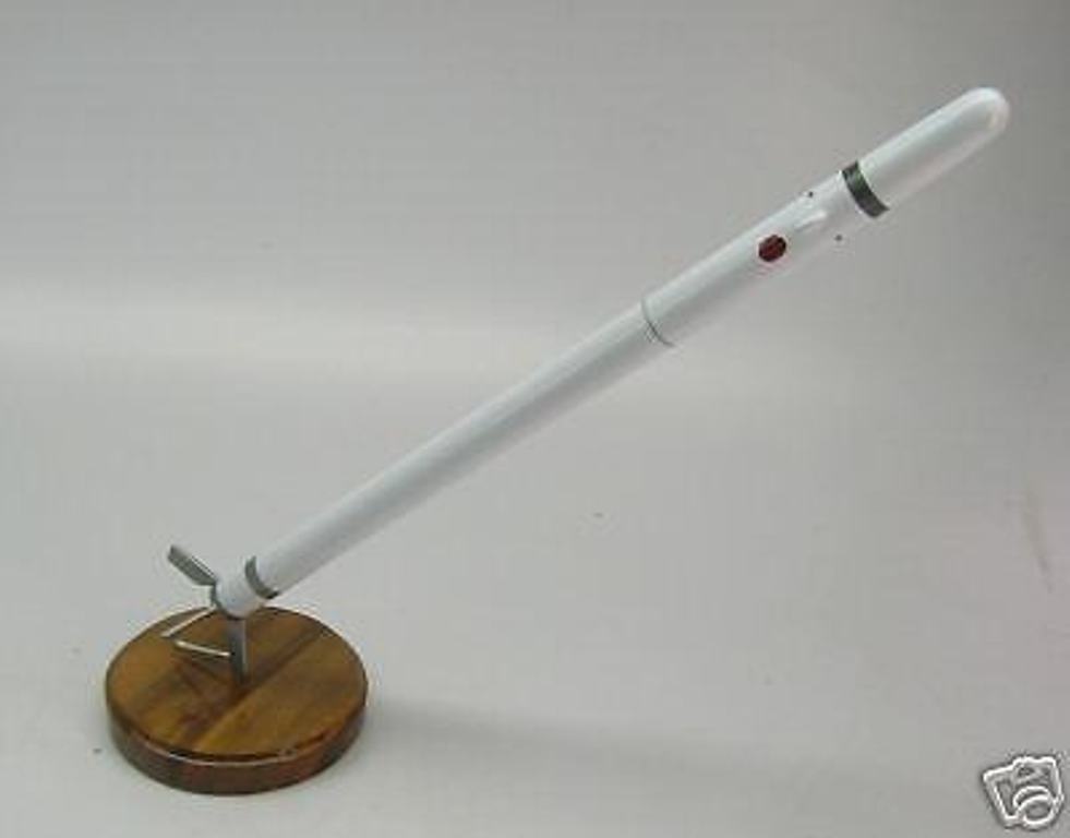 SA-7 Grail Strela-2 Missile Desk Wood Model  Regular