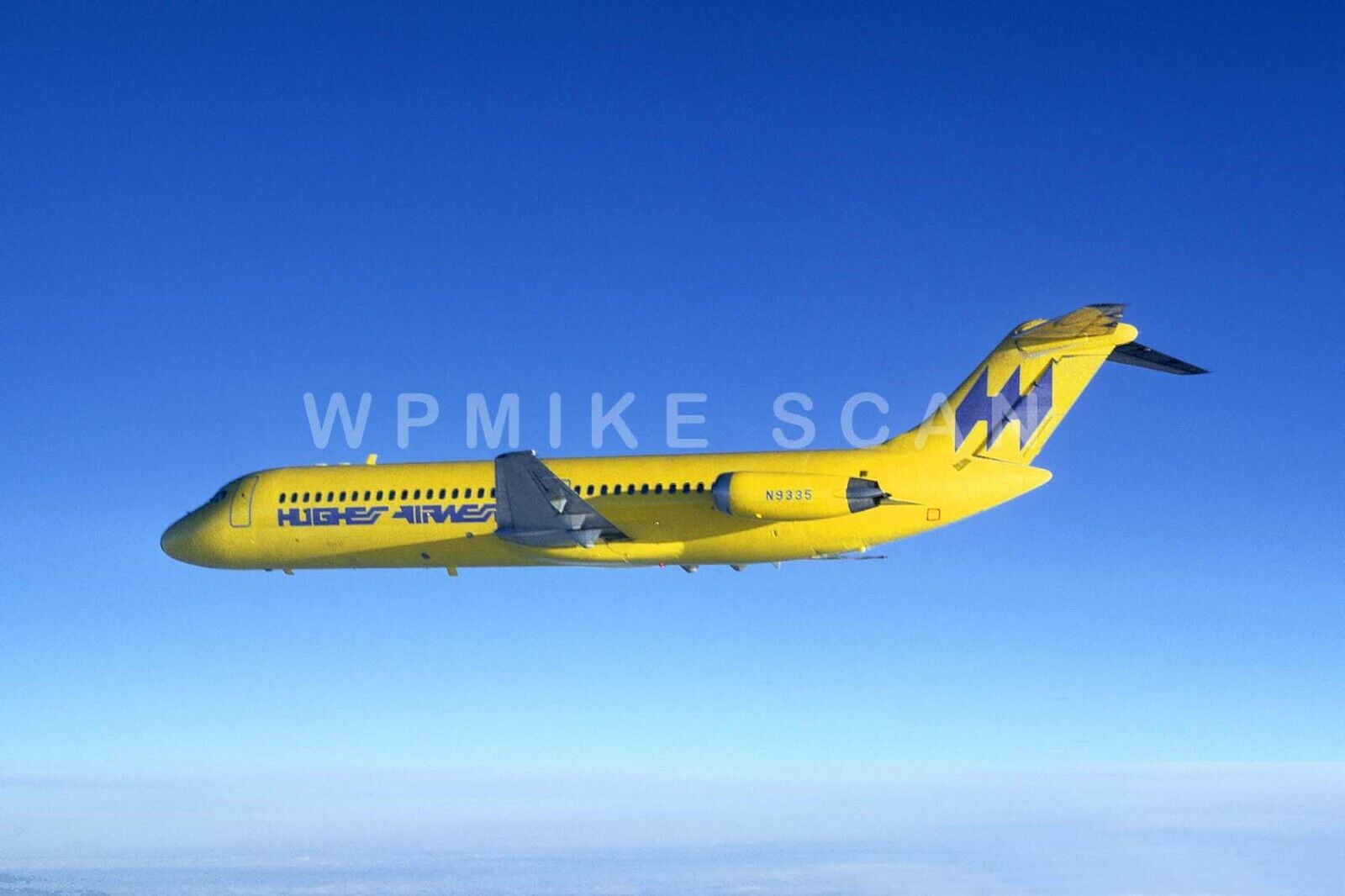  8X12 air-to-air Photo Hughes Airwest DC-9-30 N9335 Excellent quality image #2