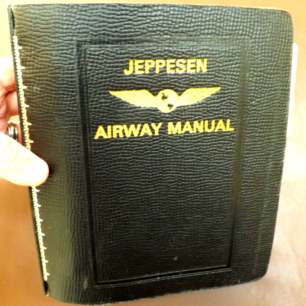 JEPPESEN AIRWAY MANUAL AVIATION CHARTS 1975 JEPCO AVIGATION  + PLOTTER