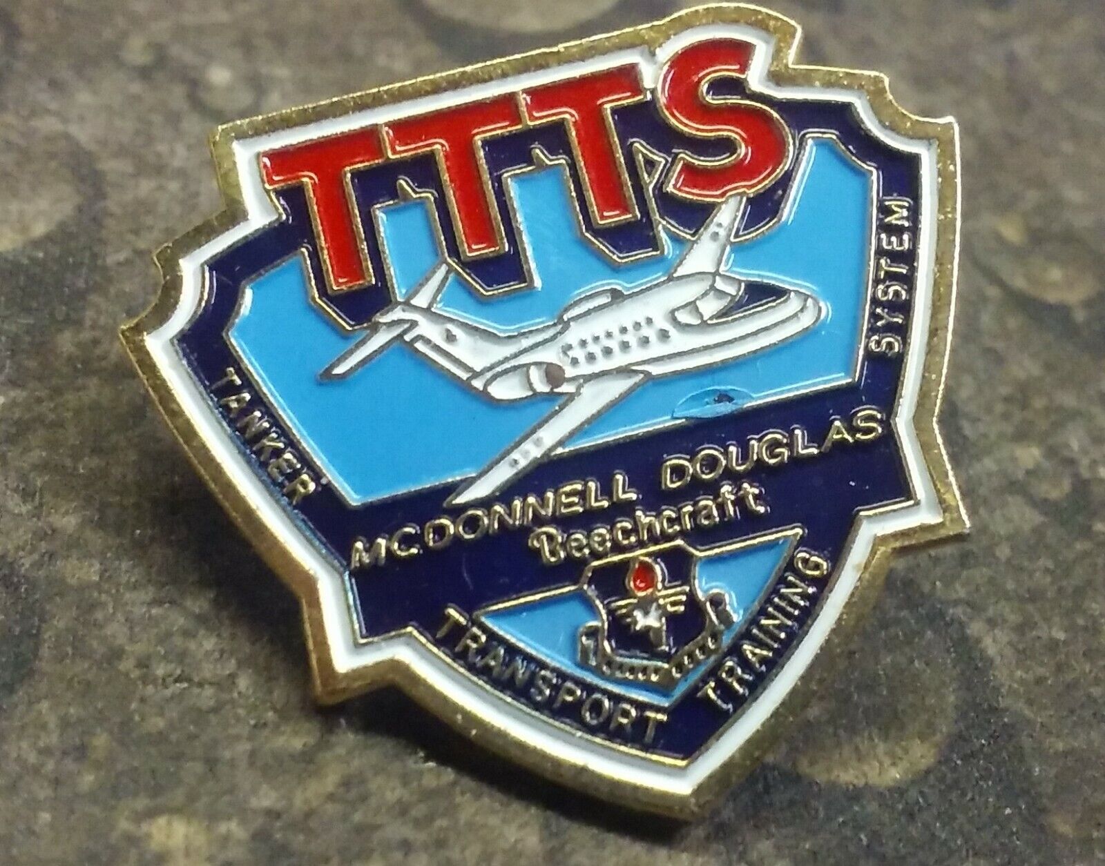 TTTS McDonnell Douglas Beechcraft vintage pin badge Tanker Transport Training