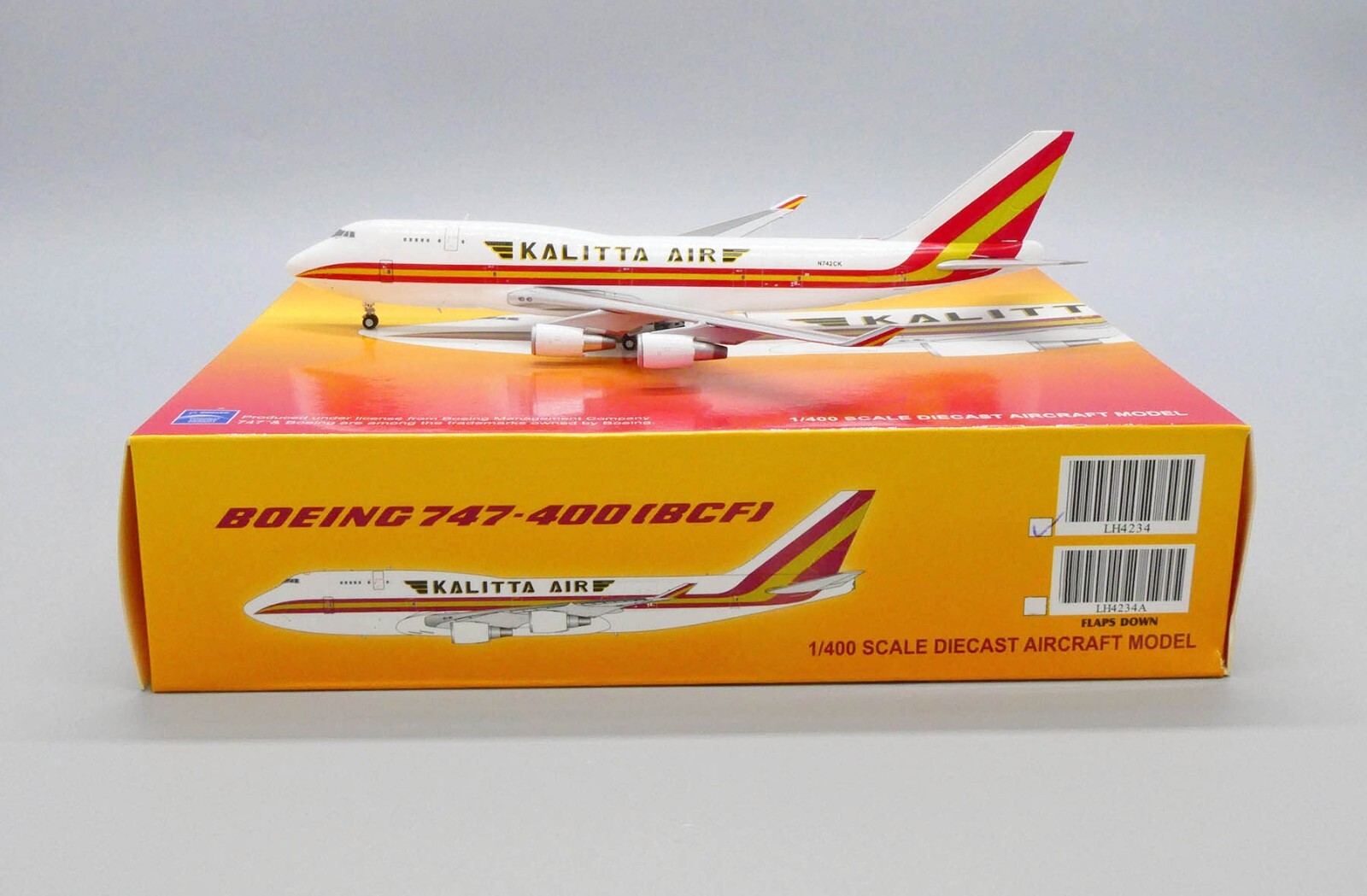 Kalitta Air B747-400(BCF) Reg: N742CK Scale 1:400 JC Wings Diecast model LH4234