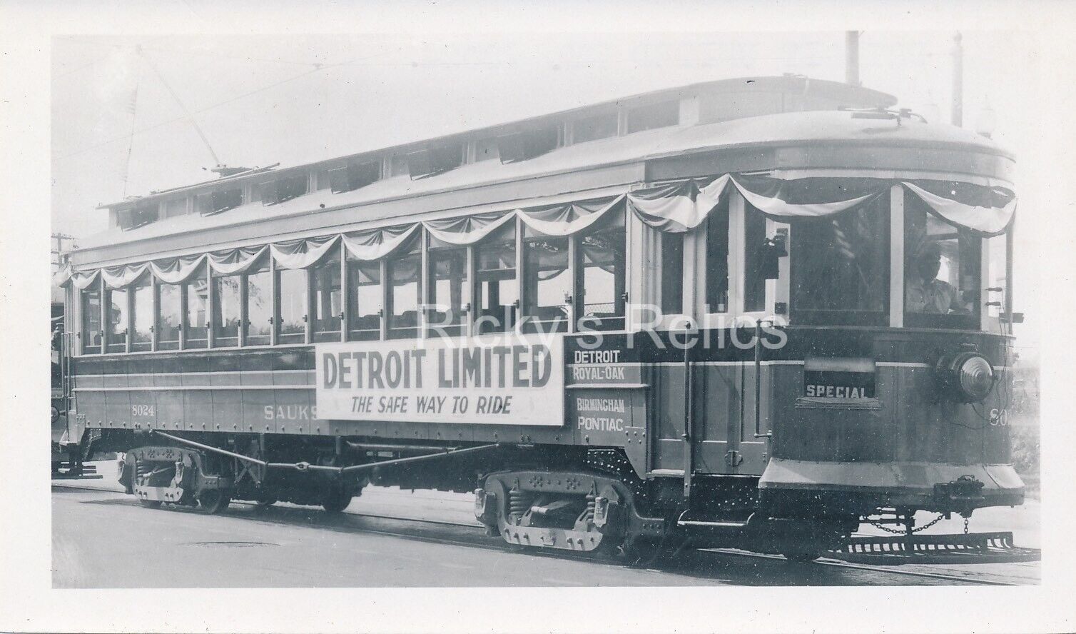 B&W Photo #8024 Detroit United RR 1930’s Streetcar Detroit Limited Special