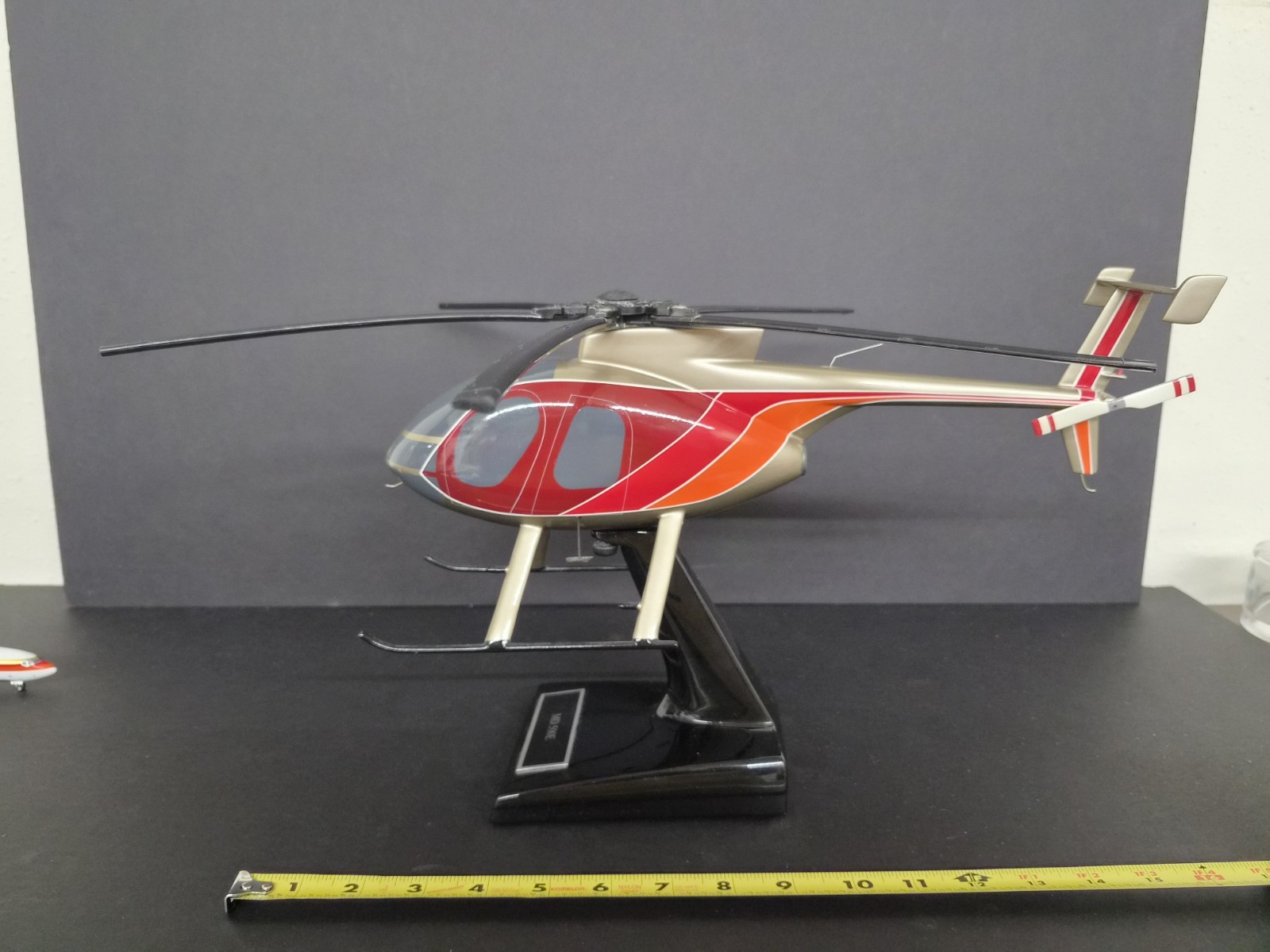 FDM MD-500E Helicopter Desk Model FDM MD-500E Helicopter Desk Model