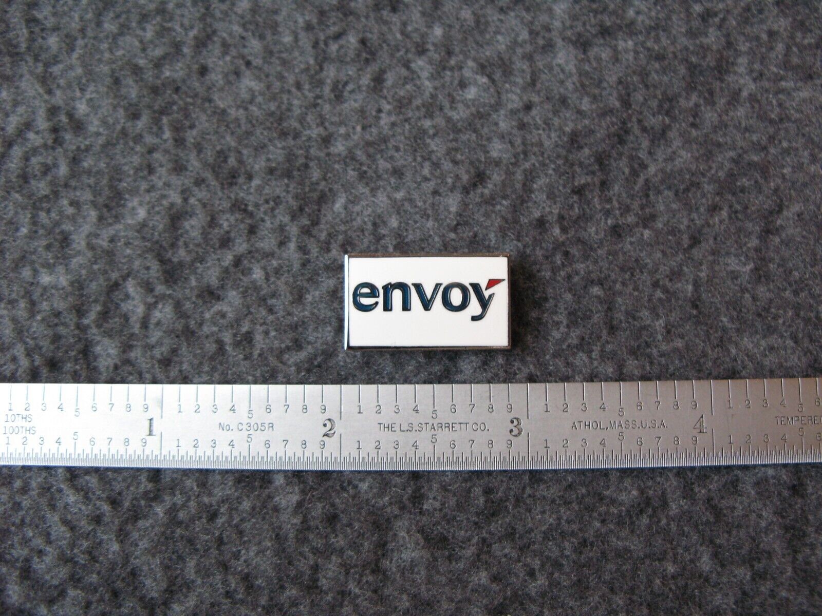 ENVOY AIR / AMEREICAN AIRLINES REGIONAL AIRLINE LOGO PIN. ENVOY AIR / AMEREICAN AIRLINES REGIONAL AIRLINE LOGO PIN.