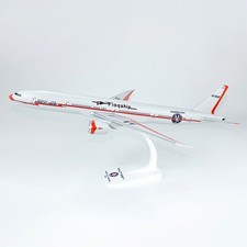 AMERICAN AIRLINES FLAGSHIP BOEING 777-300ER N735AT DESK MODEL Flight Miniatures picture