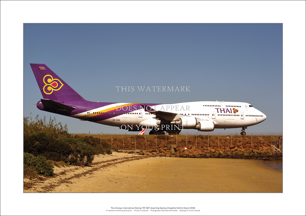 Thai Airways Boeing 747-4D7 A2 Art Print – Sydney Airport – 59 x 42 cm Poster