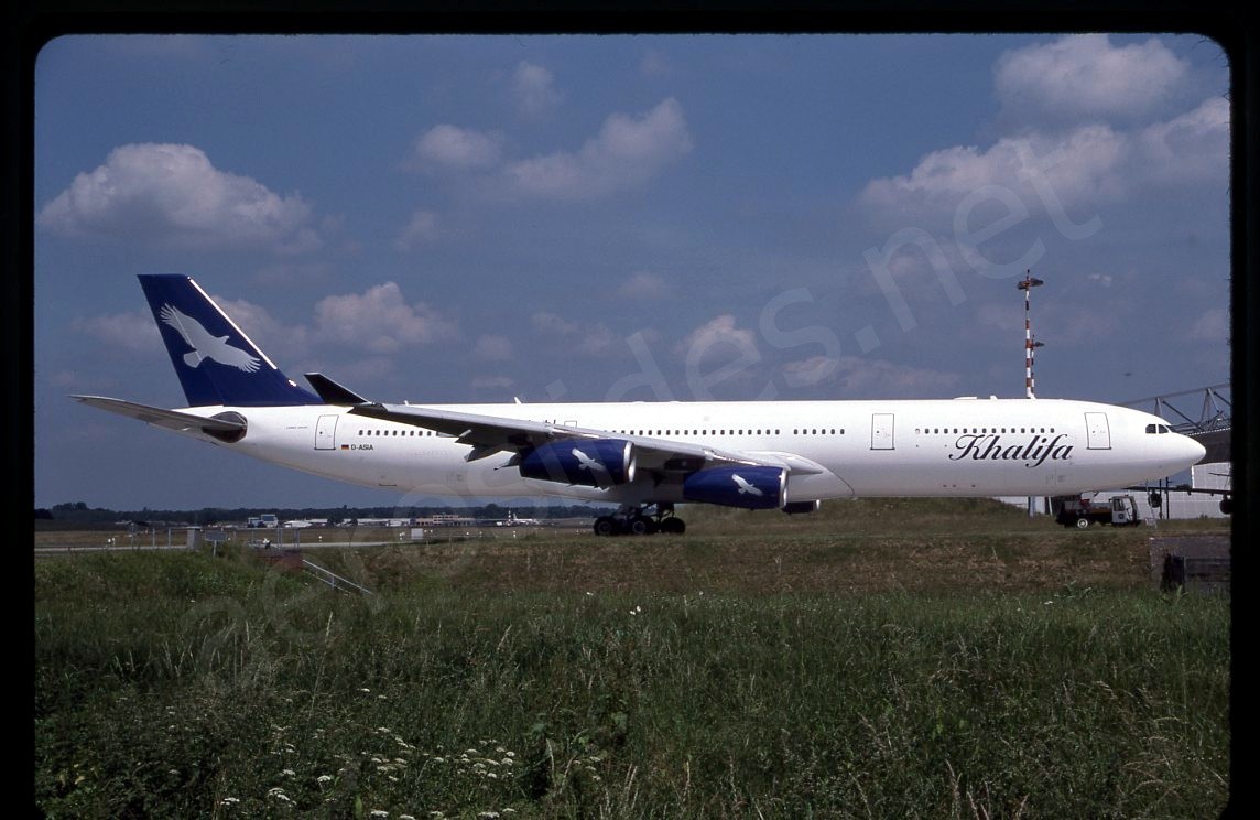 Khalifa Airway Airbus A340-300 D-ASIA Jun 02 Kodachrome Slide/Dia B19