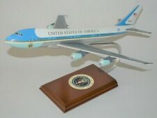 USAF Air Force One Boeing VC-25A 747-200 Desk Display Model 1/144 ES Airplane picture