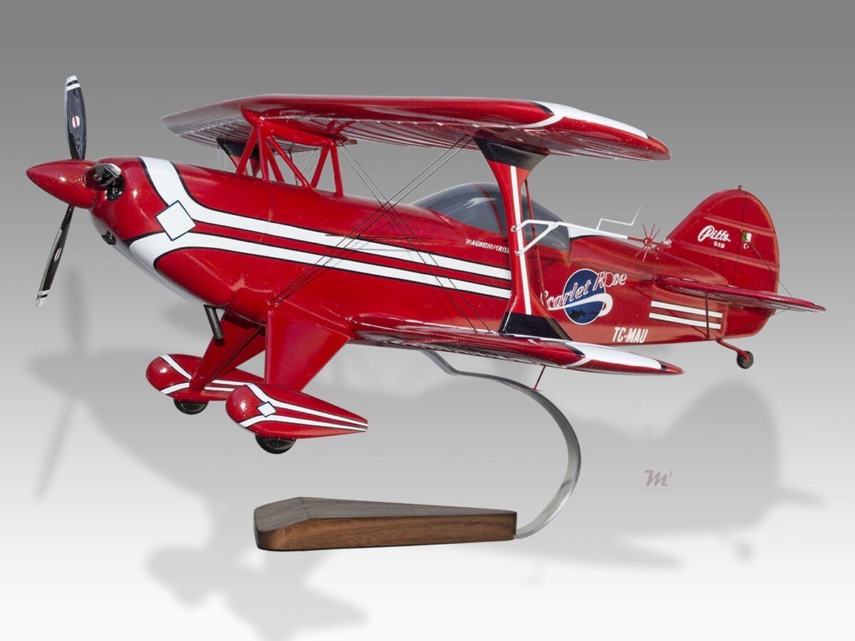 Pitts S-2B Special Scarlet Rose Desk Wood Airplane New Model Small Scale 1/24