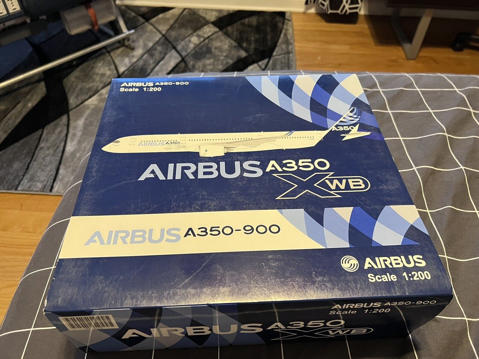 Airbus A350 1/200 Scale