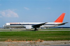 Northwest Airlines Boeing 757-251 N508US at DTW in May 1990 8