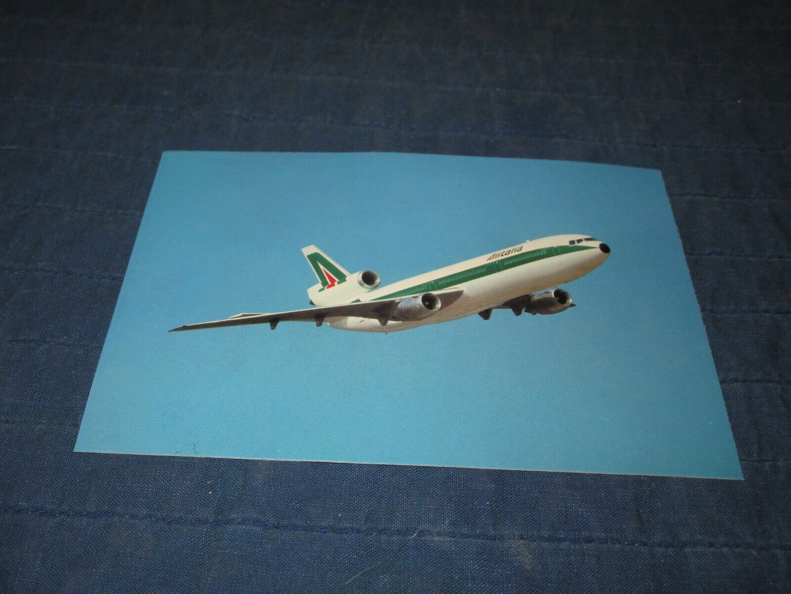 ALITALIA AIRLINES-MCDONNELL DOUGLAS DC-10-30 UNUSED POSTCARD