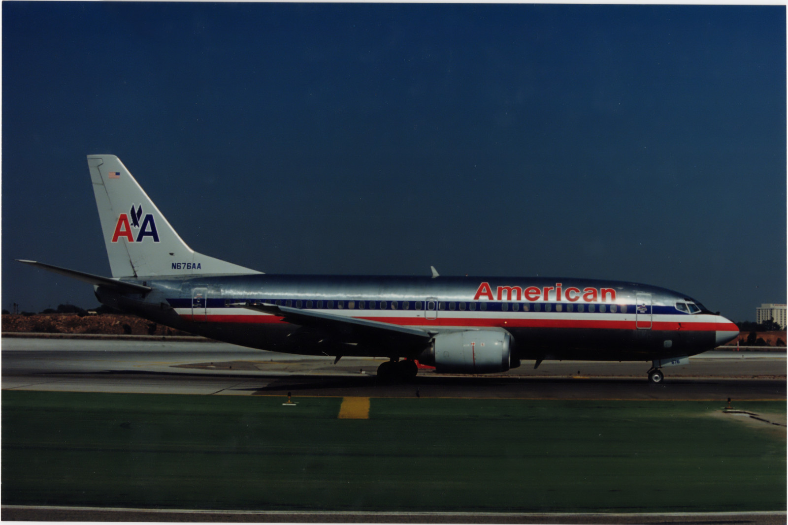 American Airlines Boeing 737-300 N676AA 12x8 Photo, Ex-AirCal Jet