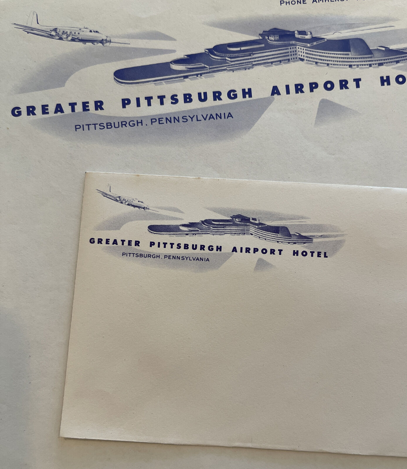 Vintage Pittsburgh Airport Hotel Stationery & Envelope Retro Plane Graphic