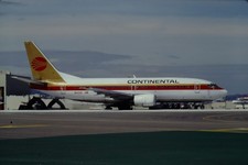 RG753_N14341_CONTINENTAL AIRLINES_B737-3T0_1991 - ORIGINAL KODAK SLIDE picture
