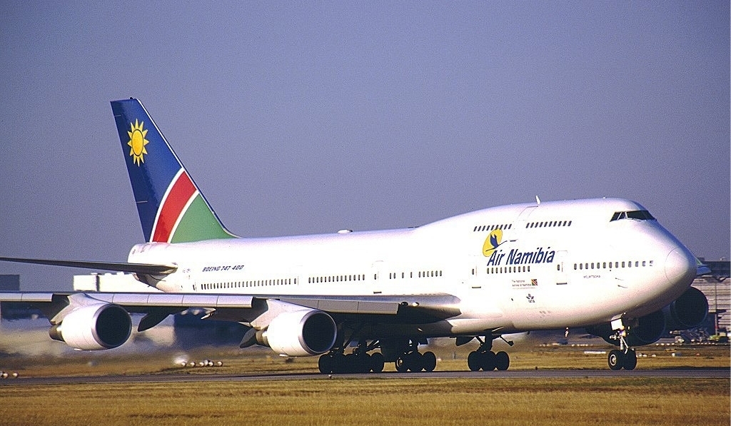 B-747-400 Air Namibia Boeing B747 Airplane Wood Model Regular 