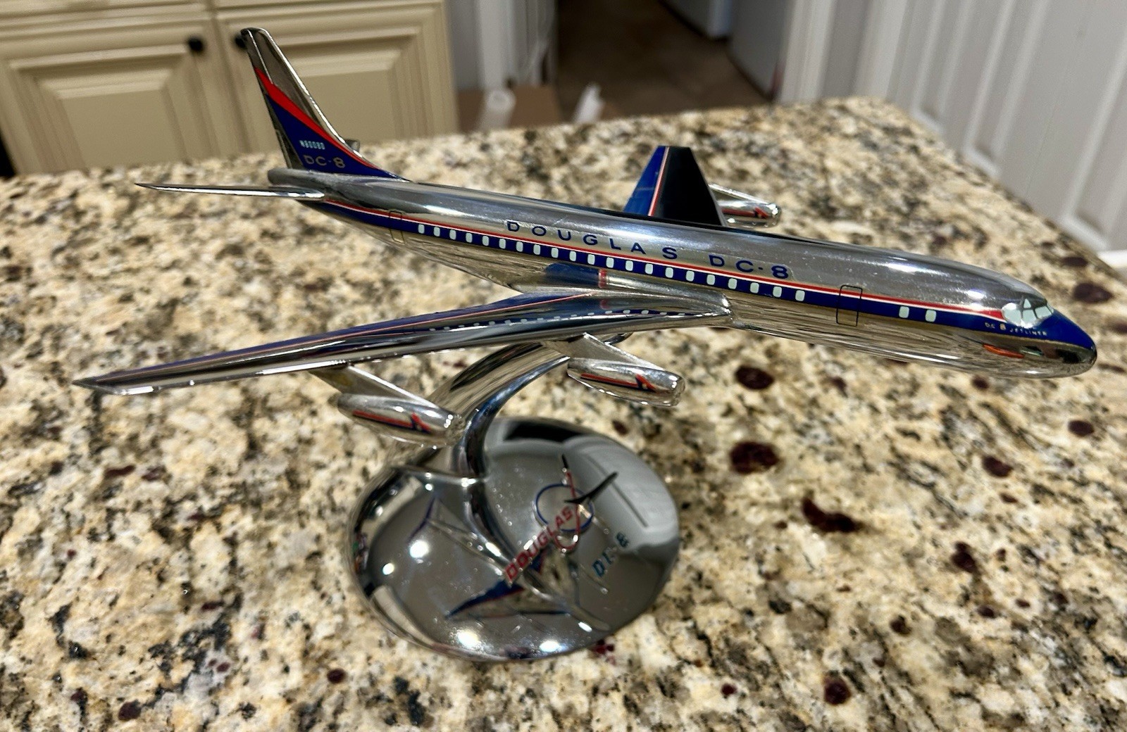 Allyn Douglas DC-8 Model Allyn Douglas DC-8 Model