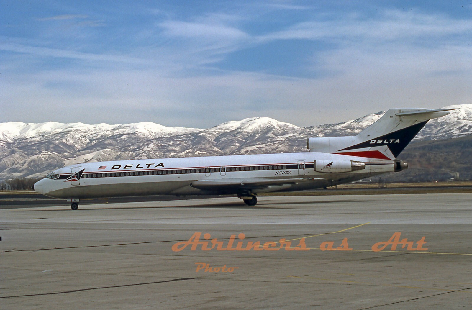 Delta Airlines Boeing 727-232 N511DA at SLC in April 1987 8\