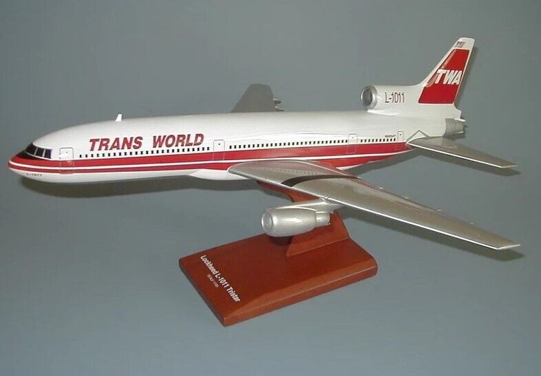 TWA Trans World Airlines Lockheed L-1011 Desk Display Model 1/100 SC Airplane